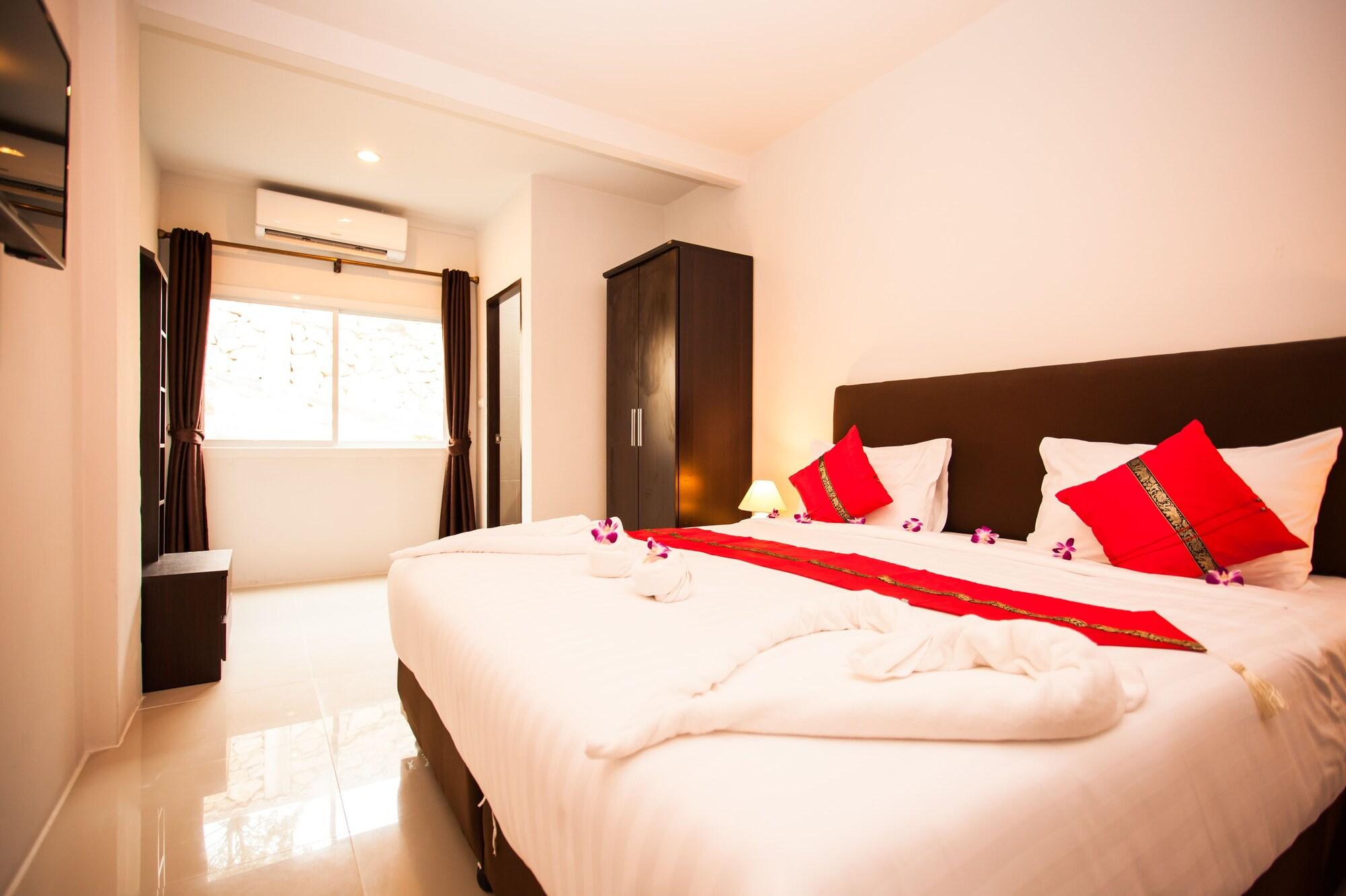 Only Blue Hotel Patong 外观 照片