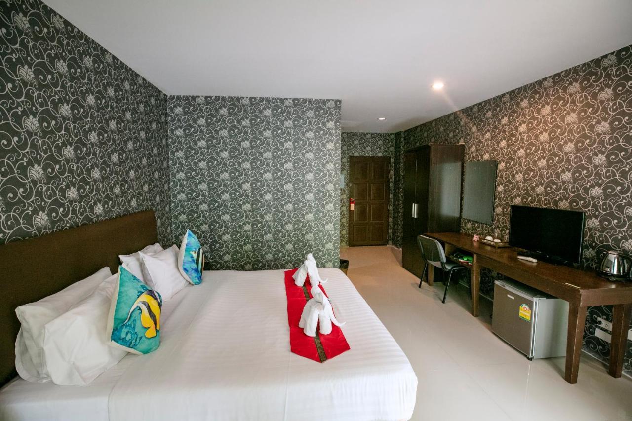 Only Blue Hotel Patong 外观 照片
