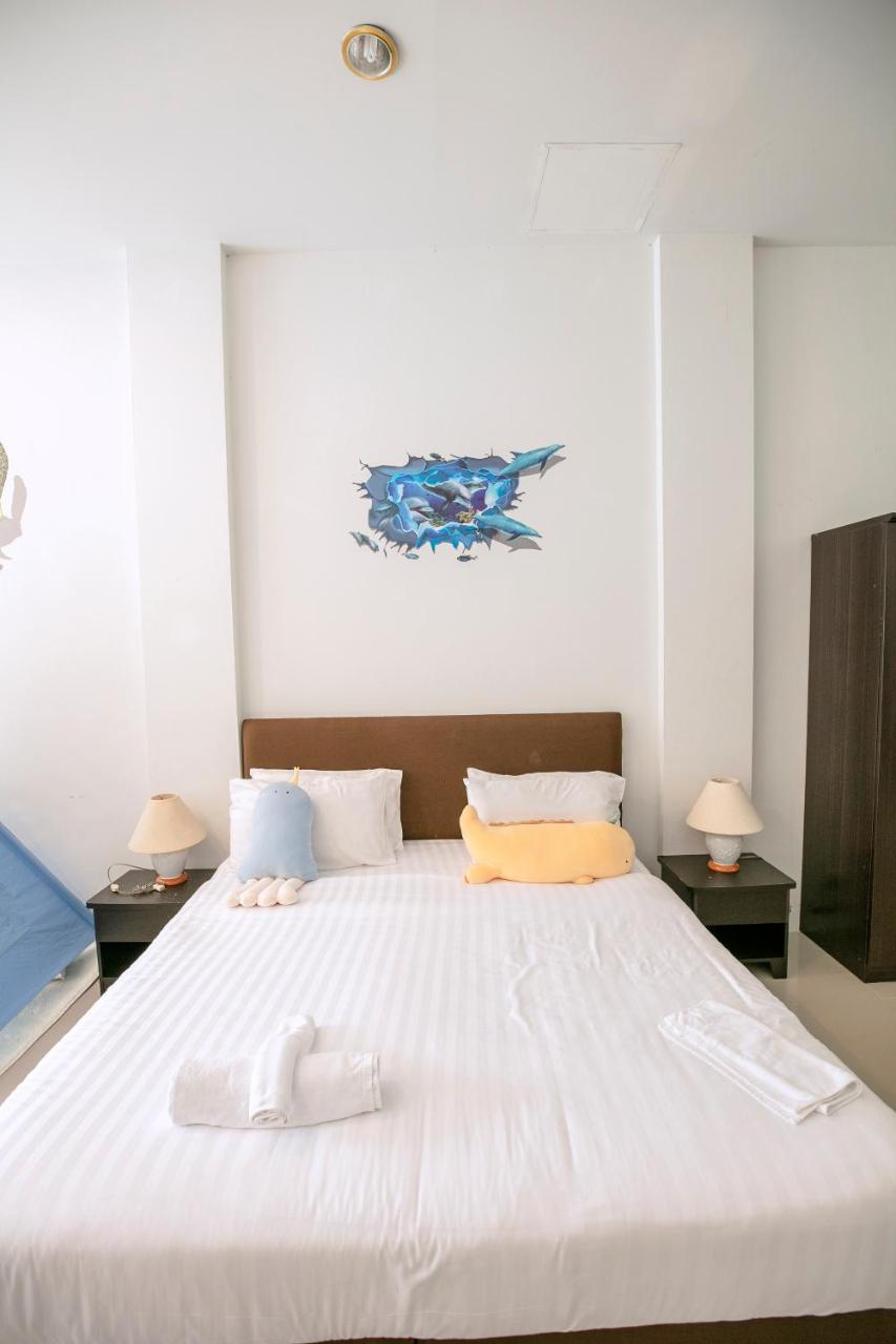Only Blue Hotel Patong 外观 照片