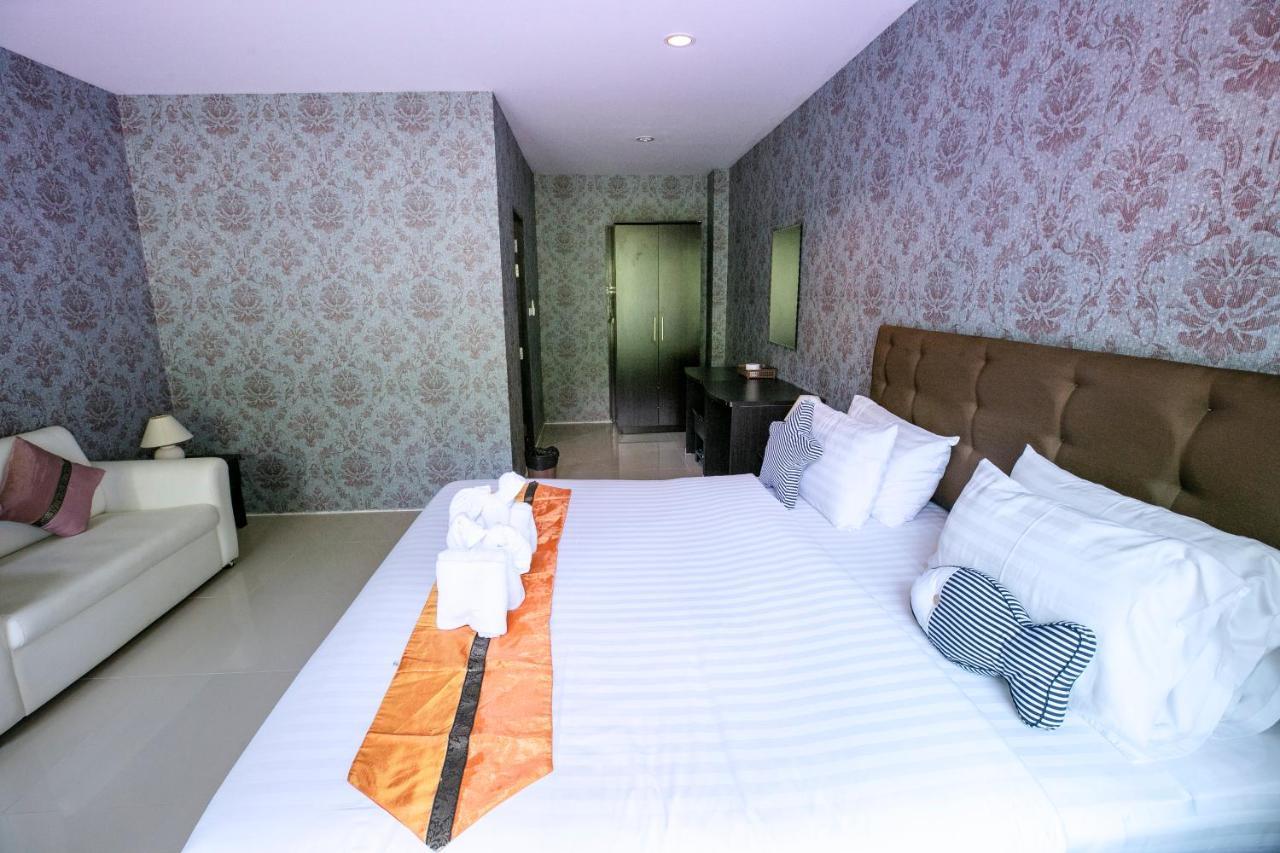 Only Blue Hotel Patong 外观 照片
